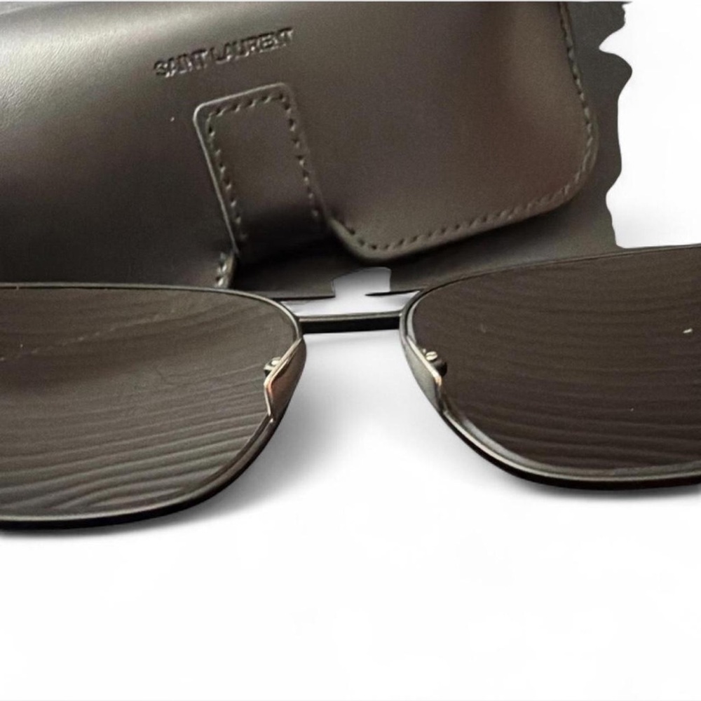 Yves Saint Laurent Black Rectangle Sunglasses with Case (61-16-140 mm) [NWT] - Picture 7 of 7